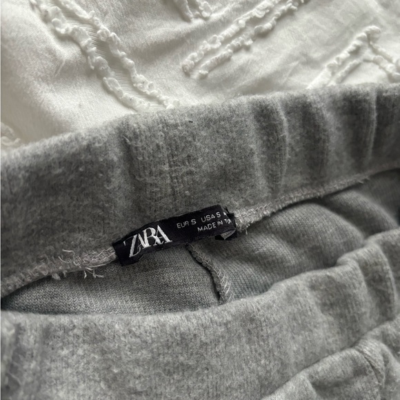 Wide leg Zara Pants - Picture 3 of 3